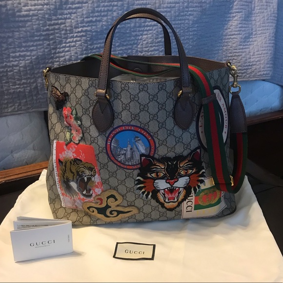 gucci courrier soft gg supreme tote